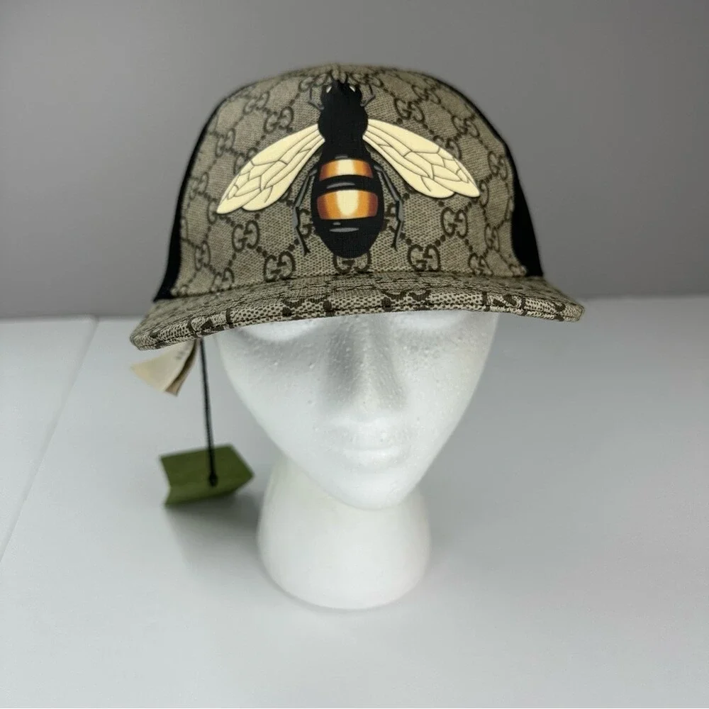 Gucci gg supreme